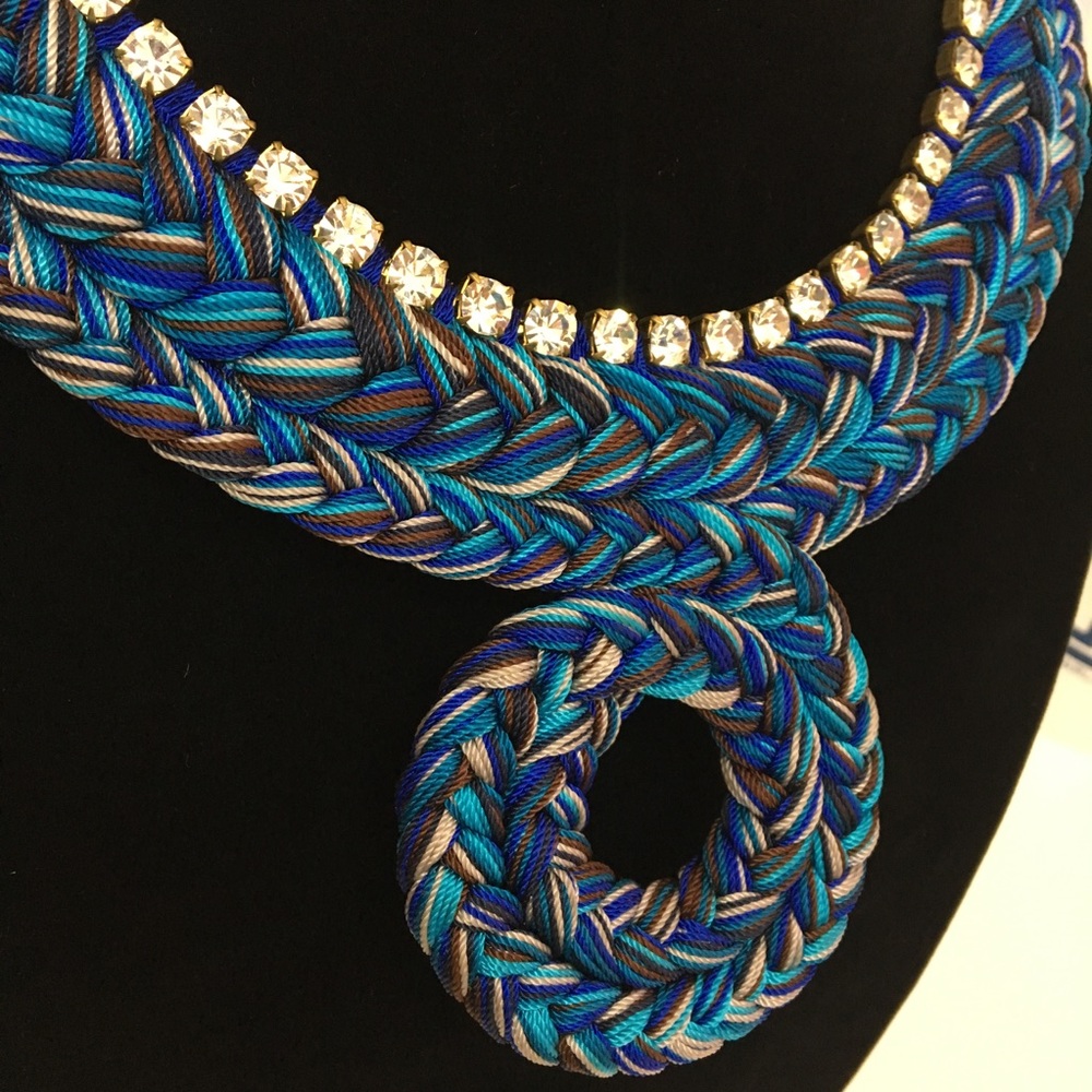 Tierra Santa Statement NECKLACE   Rhinestones